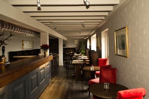 thumbnail: Bar (on property)
