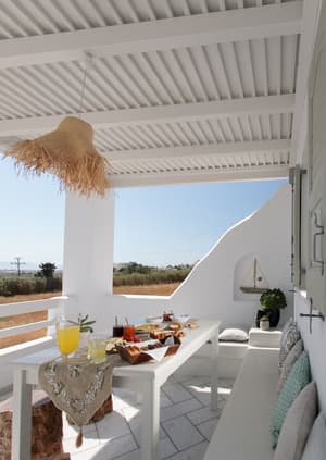 thumbnail: Balcony view