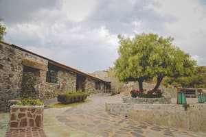 thumbnail: Courtyard