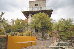 thumbnail: Courtyard