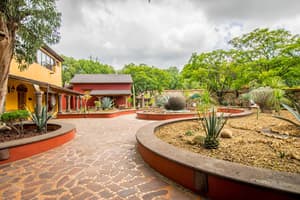 thumbnail: Courtyard