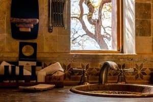 thumbnail: Bathroom sink