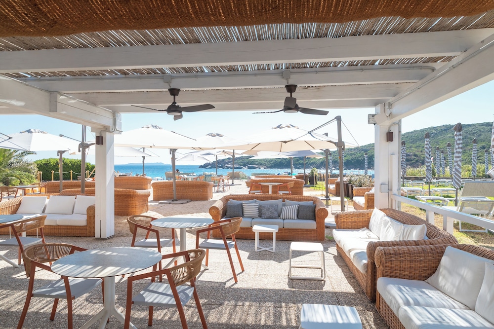 Beach bar
