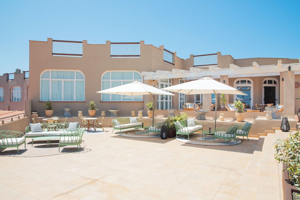Rooftop terrace