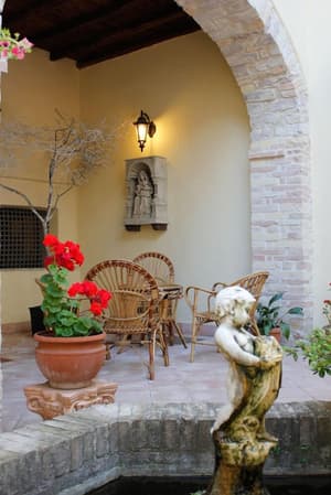 thumbnail: Courtyard