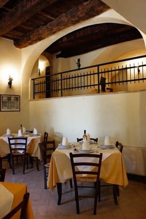 thumbnail: Restaurant