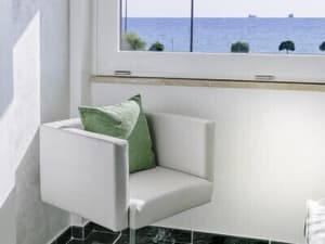 thumbnail: Room amenity