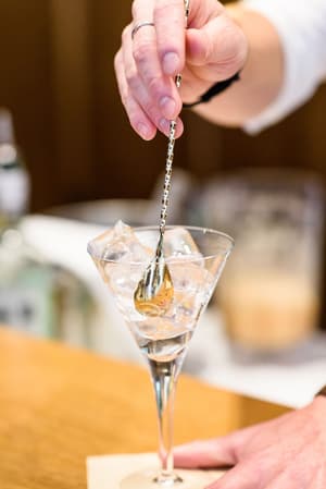 thumbnail: Bar (on property)