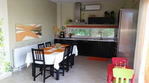 thumbnail: Dining