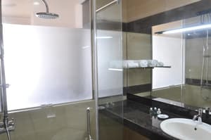 thumbnail: Bathroom