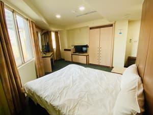 thumbnail: Room
