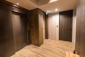 thumbnail: Hallway