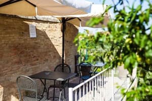thumbnail: Terrace/patio