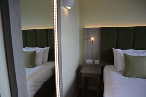 thumbnail: Room