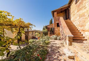 thumbnail: Exterior