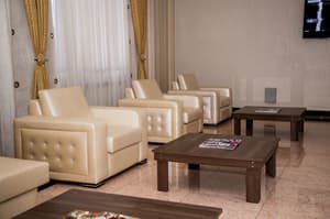 thumbnail: Lobby sitting area