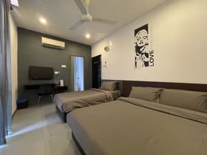 thumbnail: Room