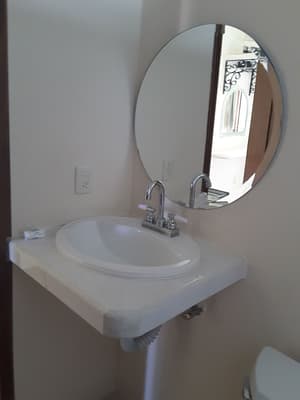 thumbnail: Bathroom sink