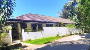 thumbnail: Front of property