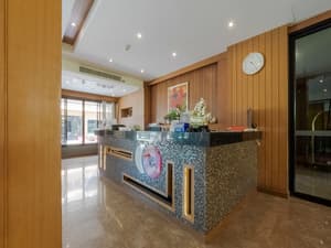 thumbnail: Reception