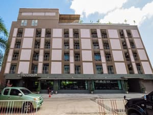 thumbnail: Exterior