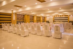 thumbnail: Banquet hall