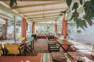 thumbnail: Breakfast area