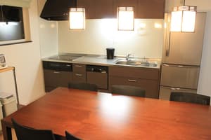 thumbnail: In-room dining