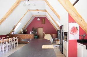 thumbnail: Living area