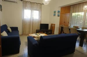 thumbnail: 580540109.jpg