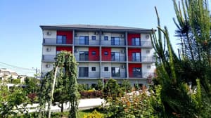 thumbnail: Exterior