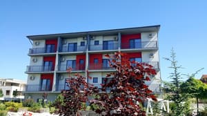 thumbnail: Exterior