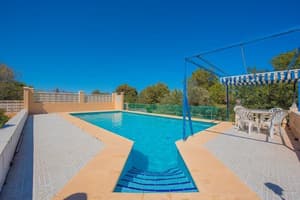 thumbnail: Outdoor pool
