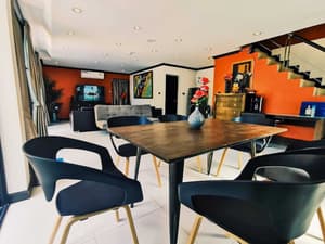 thumbnail: Living area