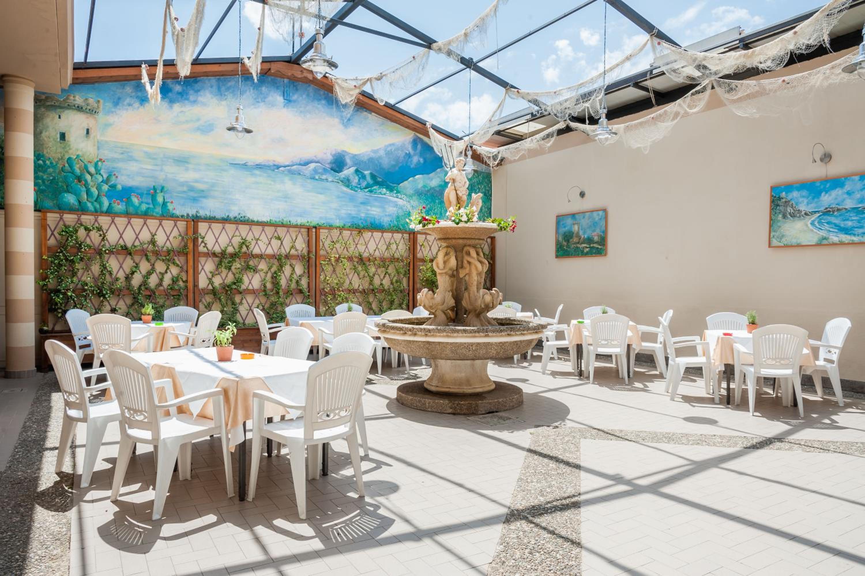 Restaurant-cafeteria