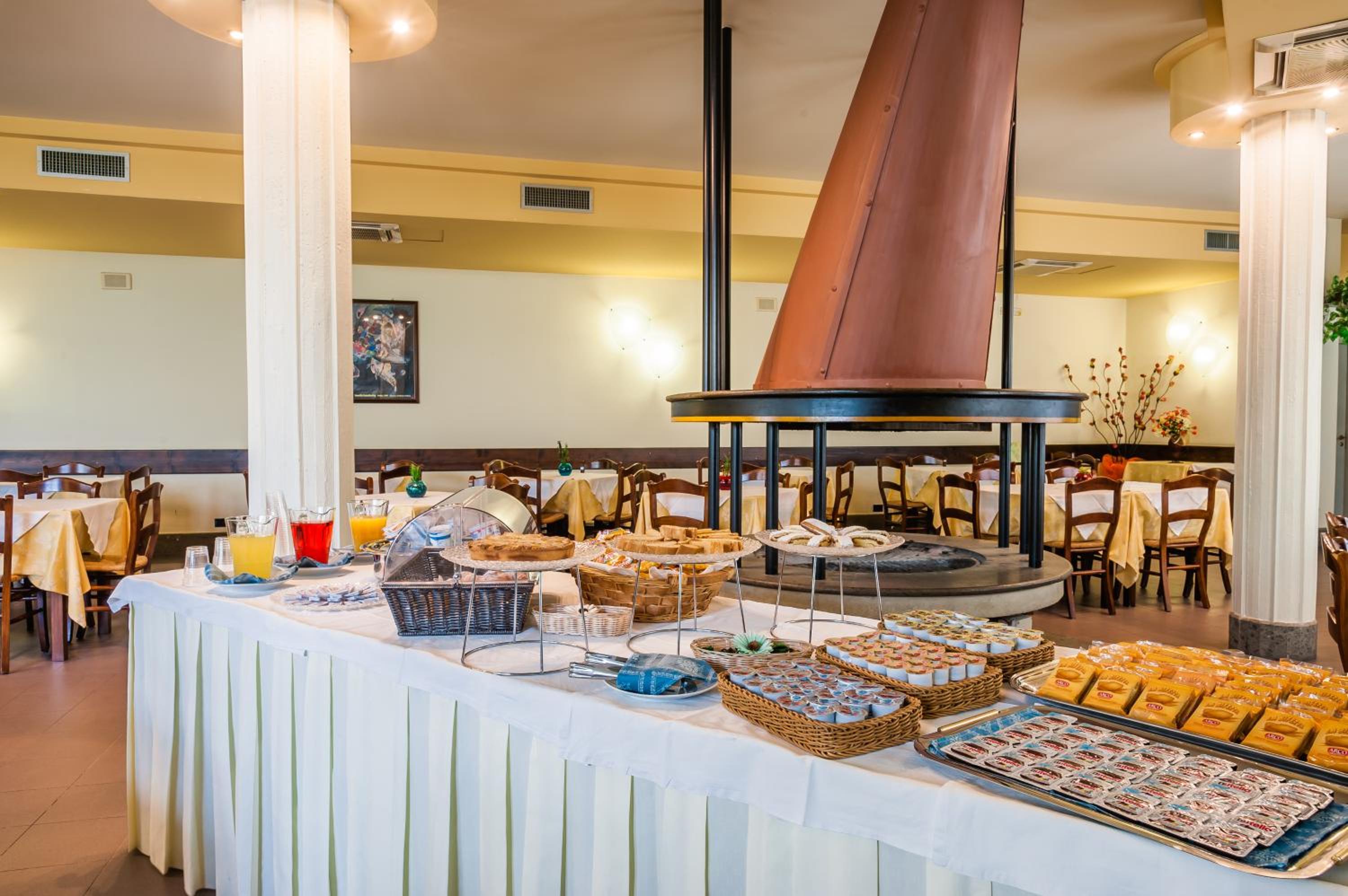 Restaurant-cafeteria