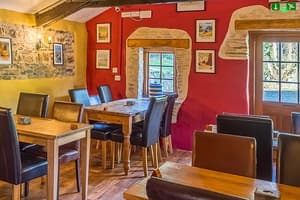 thumbnail: Restaurant