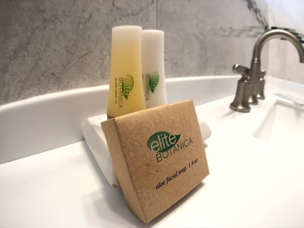 Bathroom amenities