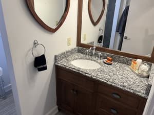 thumbnail: Bathroom