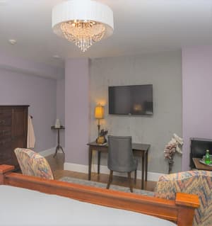 thumbnail: Interior