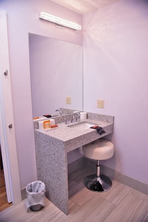 thumbnail: Bathroom