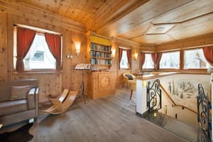 thumbnail: Interior