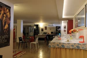 thumbnail: Breakfast area