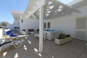 thumbnail: Outdoor pool