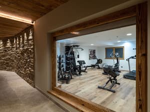 thumbnail: Interior detail