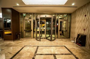 thumbnail: Interior entrance