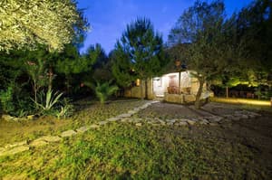 thumbnail: Property grounds