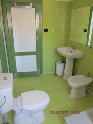 thumbnail: Bathroom