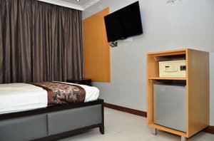 thumbnail: Room