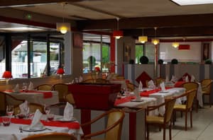 thumbnail: Restaurant